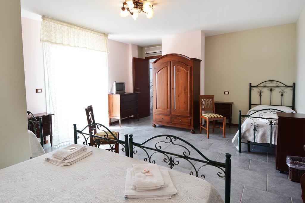 B&B La Castellana Marina di Ragusa Extérieur photo